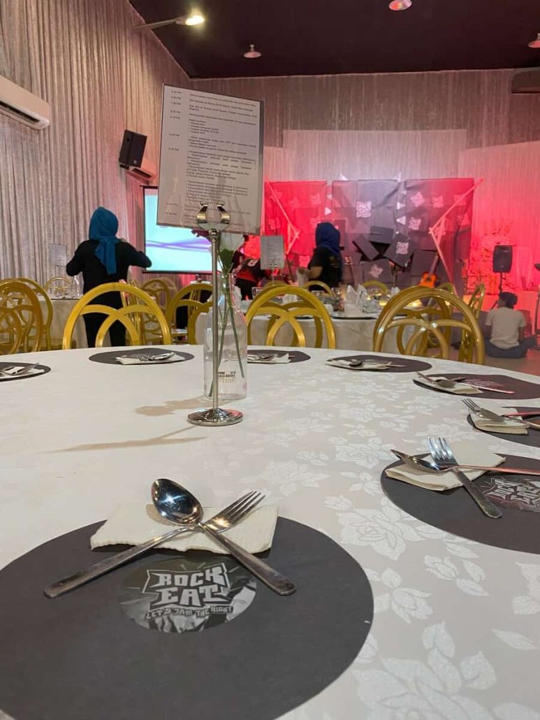 Table Setup Rock RSA